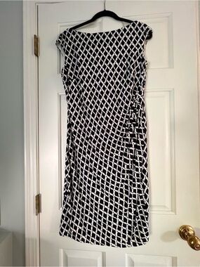 Ralph Lauren Classic Navy & White Capped Sleeve Dress With Ruching, Size 12